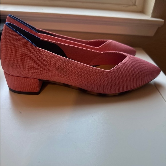 COPY - Pink Low Heel Flats Rothy - Picture 6 of 7